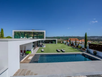 Moradia T5 para Venda em Famalicão