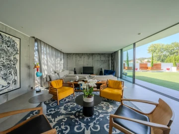 Moradia T5 para Venda em Famalicão