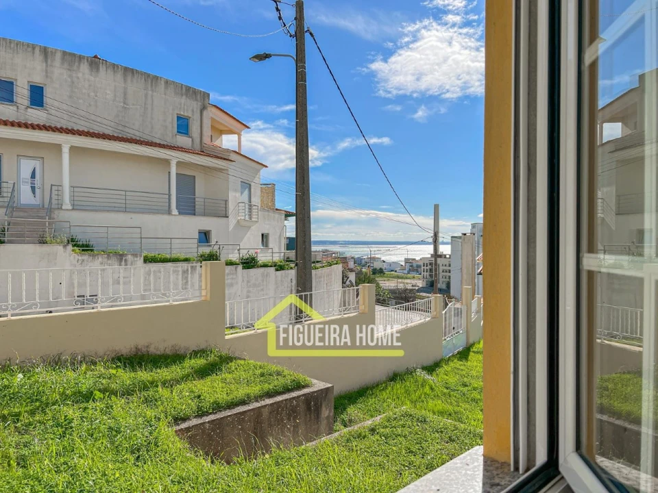 Moradia T2 para Venda em Buarcos Foto 12