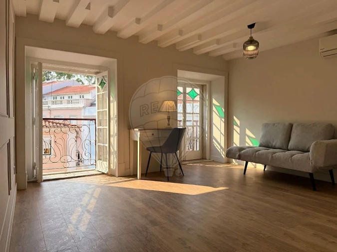 Apartamento T2 para Venda em Santo António Foto 17