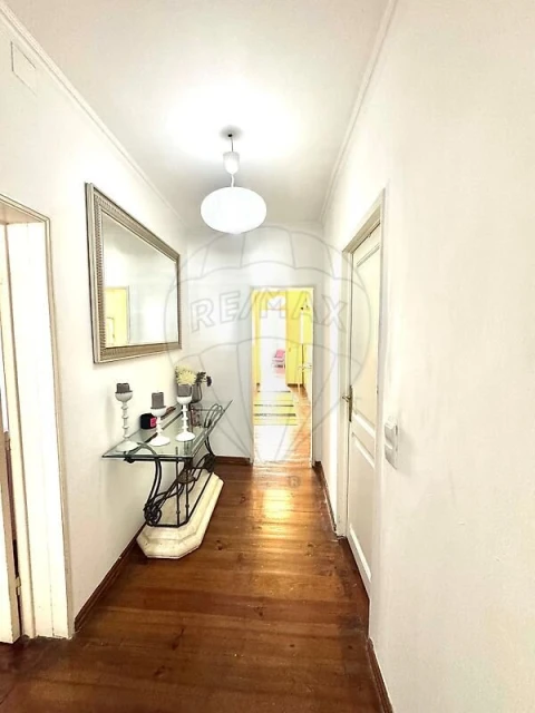 Apartamento T2 para Venda em Misericórdia