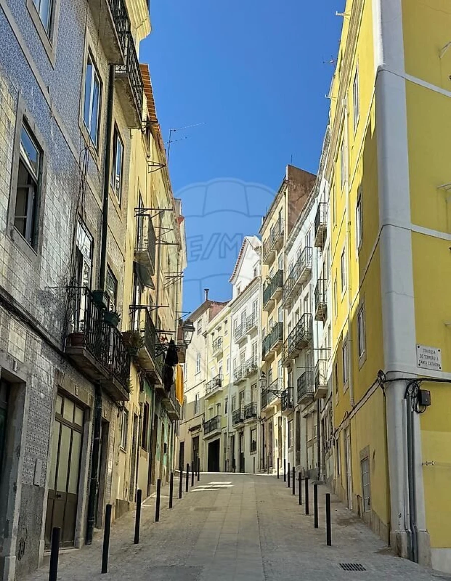 Apartamento T2 para Venda em Misericórdia Foto 27