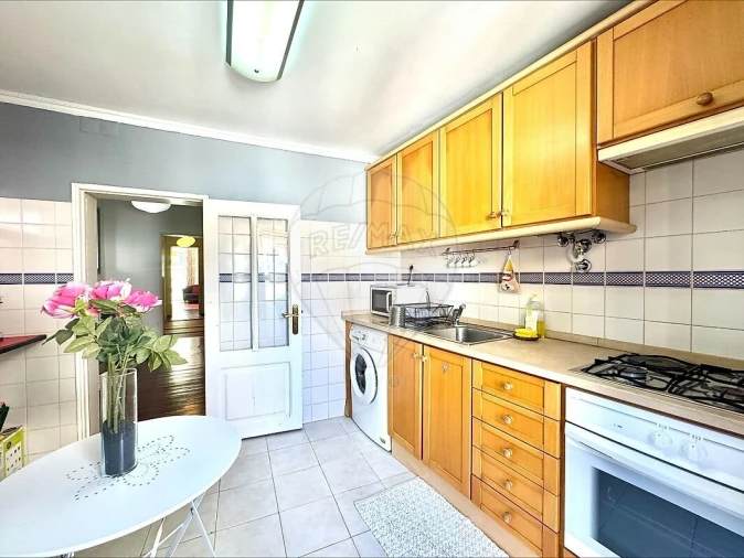 Apartamento T2 para Venda em Misericórdia Foto 21