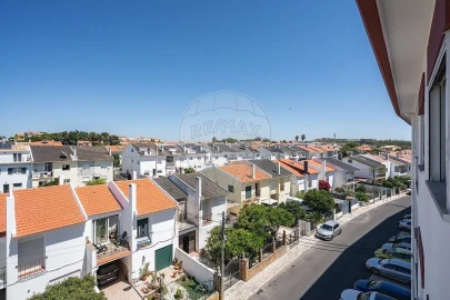 Apartamento T2 para Venda em Santa Maria e São Miguel, São Martinho, São Pedro Penaferrim