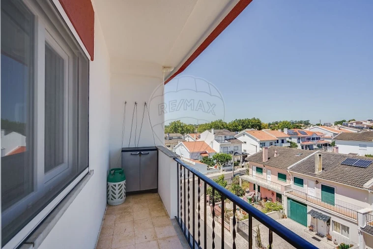 Apartamento T2 para Venda em Santa Maria e São Miguel, São Martinho, São Pedro Penaferrim Foto 15