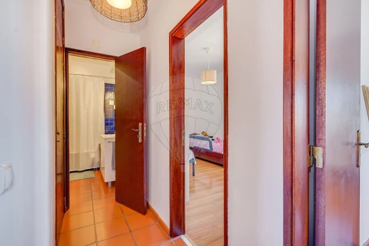 Apartamento T2 para Venda em Santa Maria e São Miguel, São Martinho, São Pedro Penaferrim Foto 12