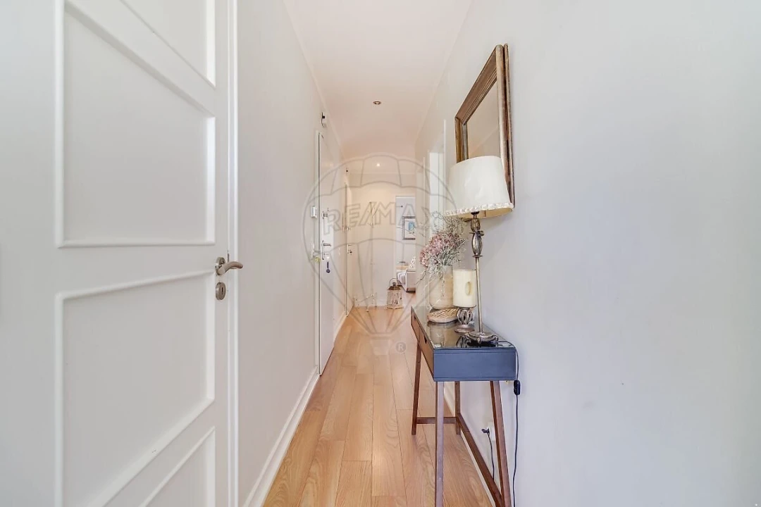 Apartamento T3 para Venda em Alvalade Foto 11