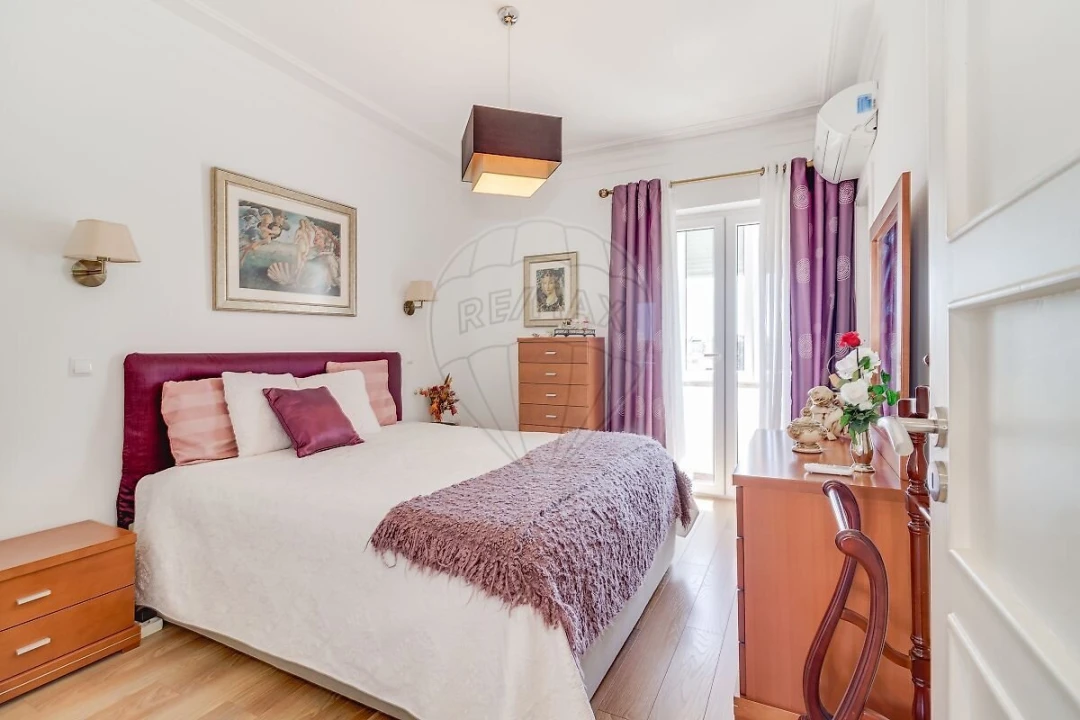 Apartamento T3 para Venda em Alvalade Foto 17