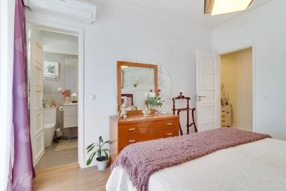 Apartamento T3 para Venda em Alvalade