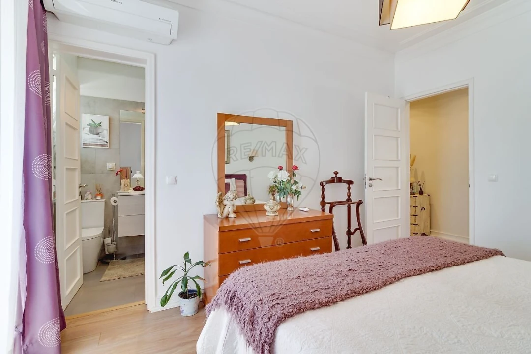 Apartamento T3 para Venda em Alvalade Foto 18