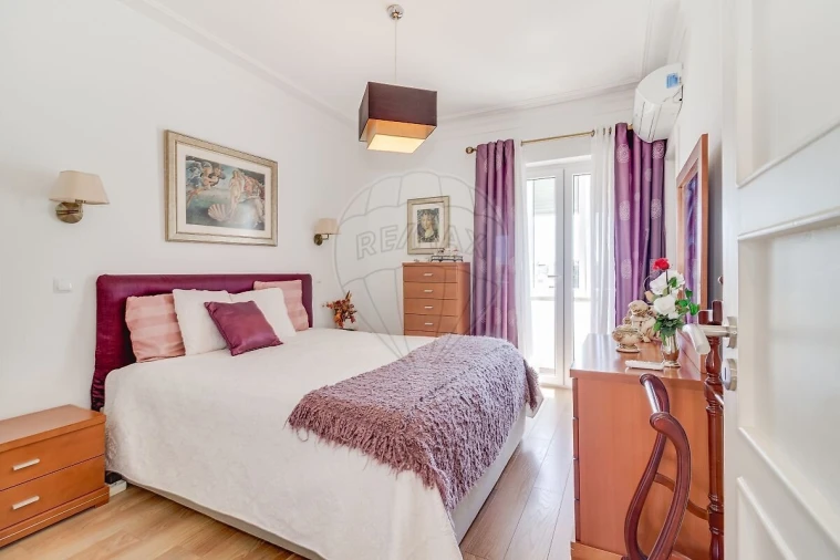 Apartamento T3 para Venda em Alvalade Foto 17