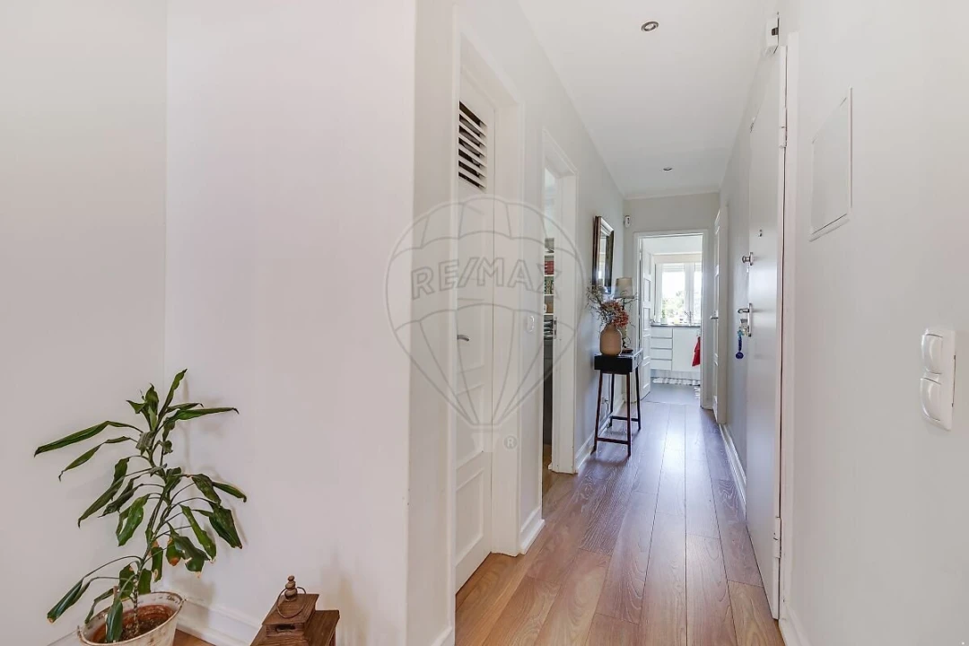 Apartamento T3 para Venda em Alvalade Foto 10