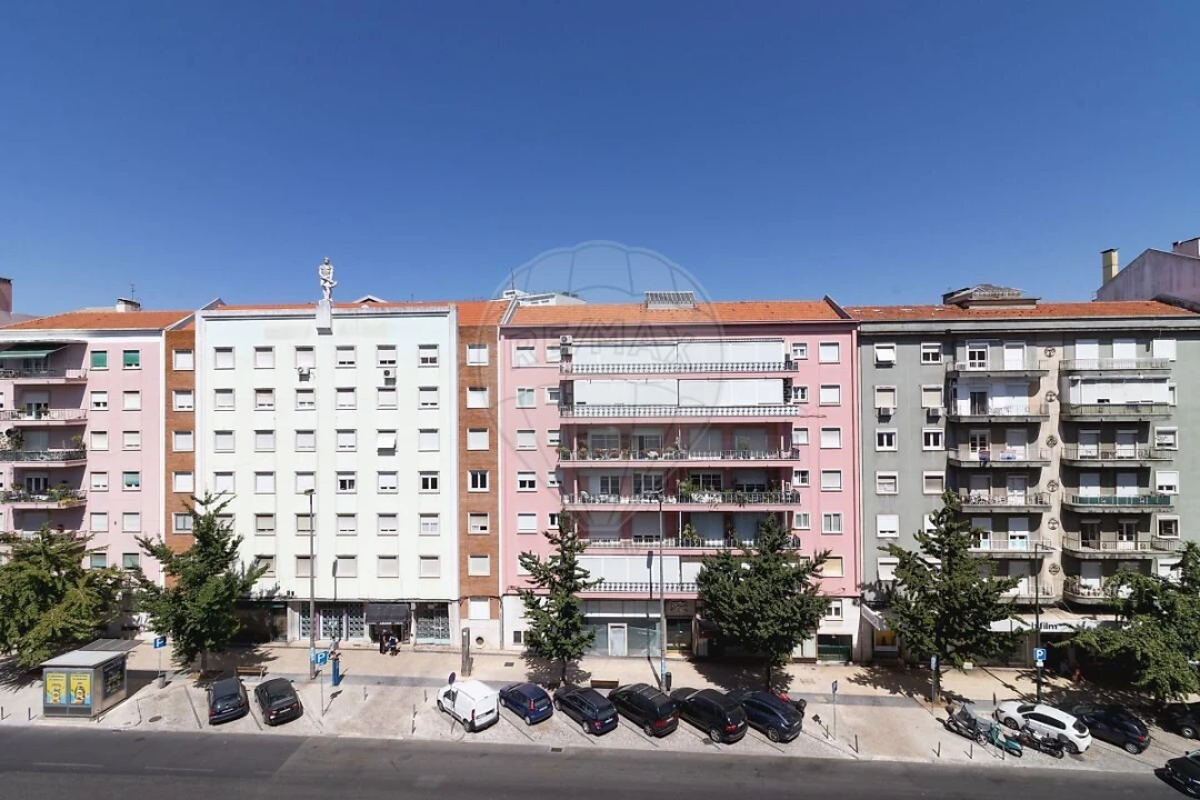 Apartamento T3 para Venda em Alvalade Foto 33