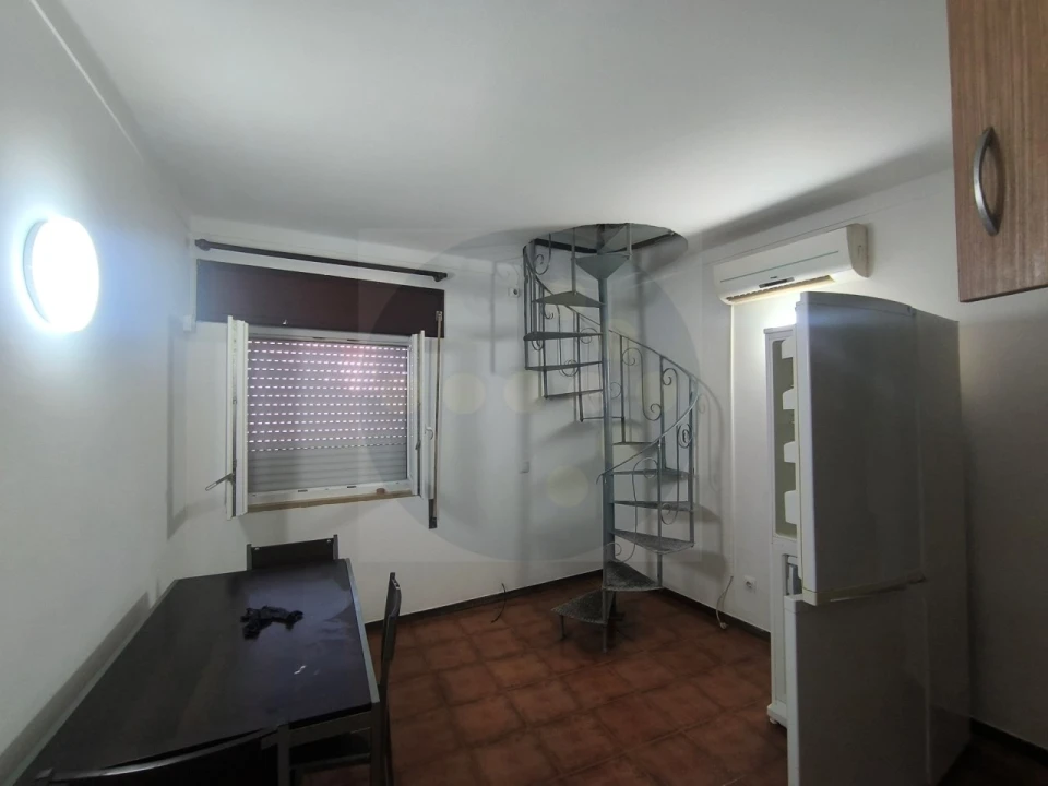 Apartamento T1 para Venda em Abrantes (São Vicente e São João) e Alferrarede Foto 6