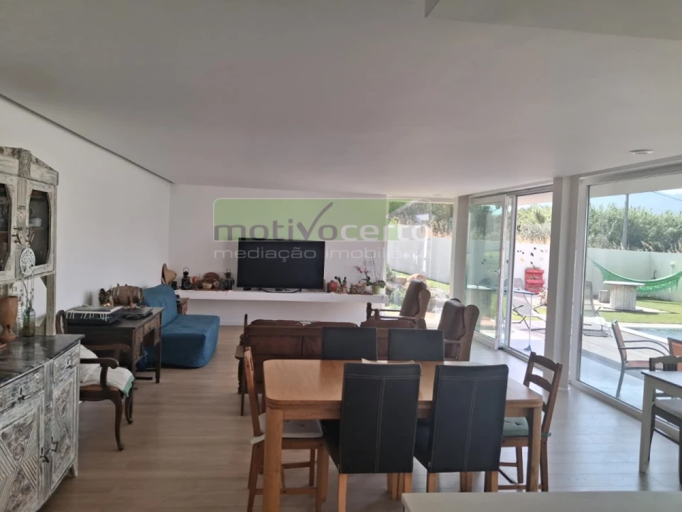 Moradia T6 para Venda em Santa Maria e São Miguel, São Martinho, São Pedro Penaferrim Foto 5