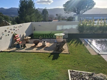 Moradia T6 para Venda em Santa Maria e São Miguel, São Martinho, São Pedro Penaferrim