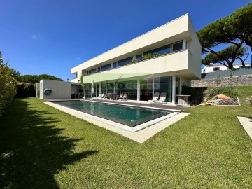 Moradia T6 para Venda em Santa Maria e São Miguel, São Martinho, São Pedro Penaferrim