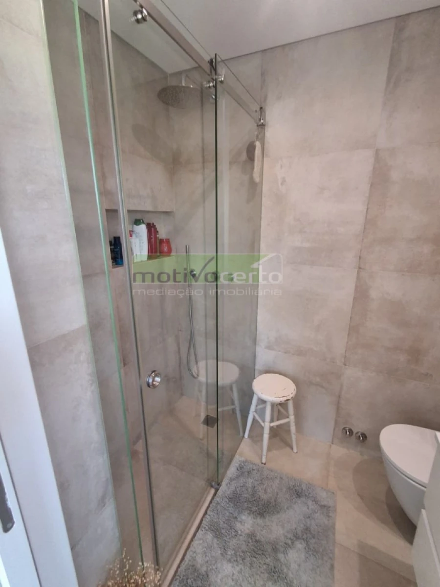 Moradia T6 para Venda em Santa Maria e São Miguel, São Martinho, São Pedro Penaferrim Foto 9