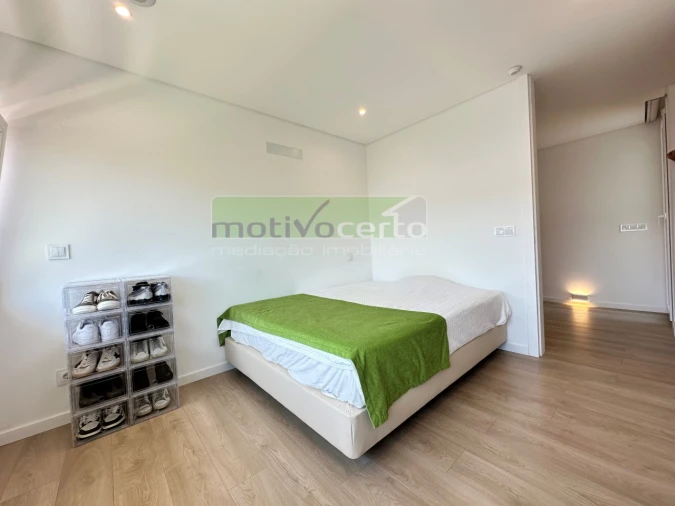 Moradia T6 para Venda em Santa Maria e São Miguel, São Martinho, São Pedro Penaferrim Foto 19