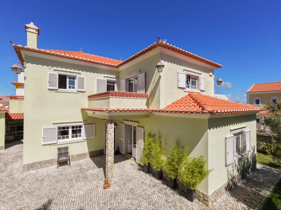 Moradia T4 para Venda em Ericeira Foto 4