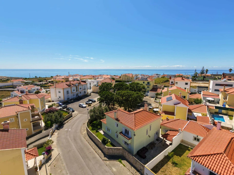 Moradia T4 para Venda em Ericeira Foto 2