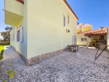 Moradia T4 para Venda em Ericeira