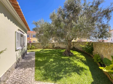 Moradia T4 para Venda em Ericeira