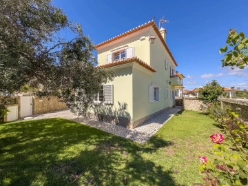 Moradia T4 para Venda em Ericeira