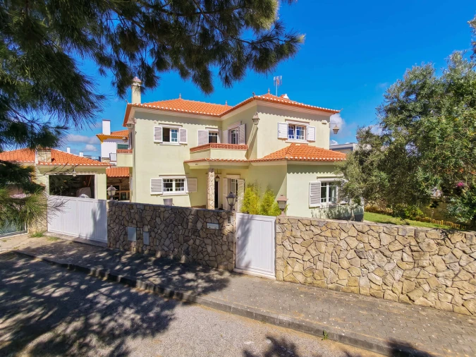 Moradia T4 para Venda em Ericeira Foto 5
