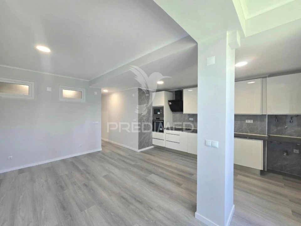 Apartamento T2 para Venda em Oeiras e São Julião da Barra, Paço de Arcos e Caxias Foto 3