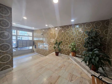 Apartamento T2 para Venda em Oeiras e São Julião da Barra, Paço de Arcos e Caxias