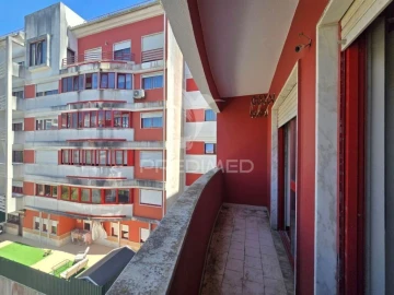 Apartamento T2 para Venda em Algueirão-Mem Martins
