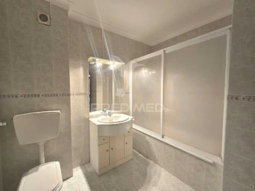 Apartamento T2 para Venda em Algueirão-Mem Martins