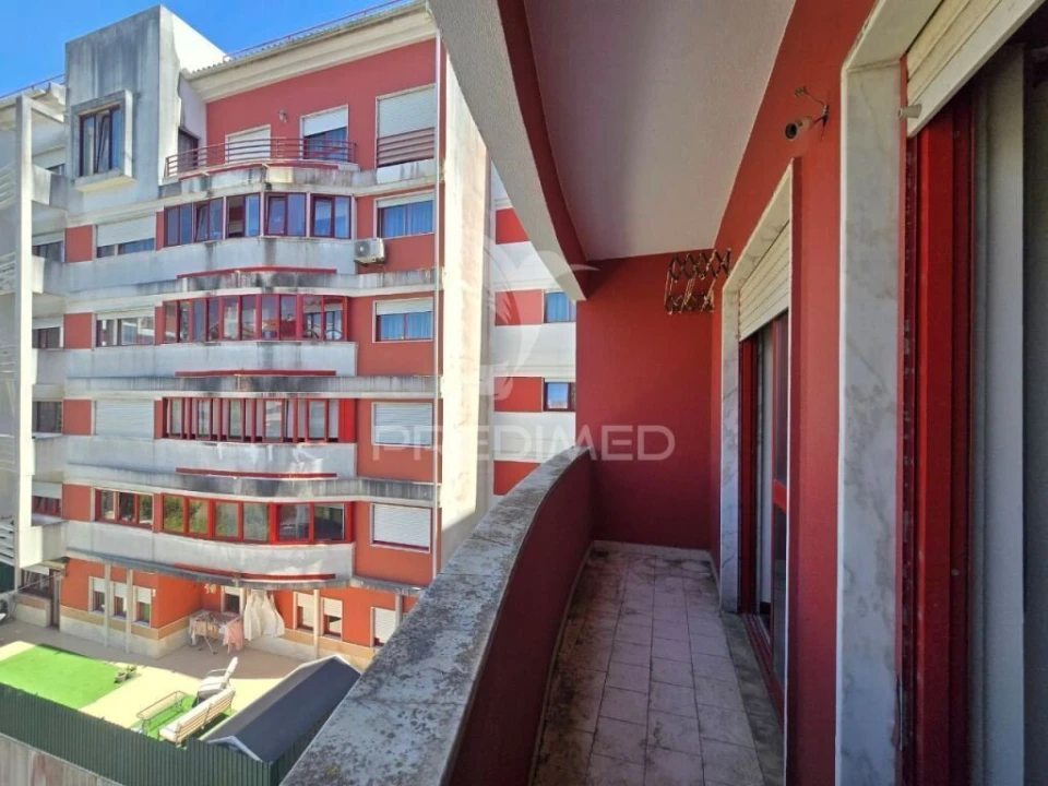 Apartamento T2 para Venda em Algueirão-Mem Martins Foto 21