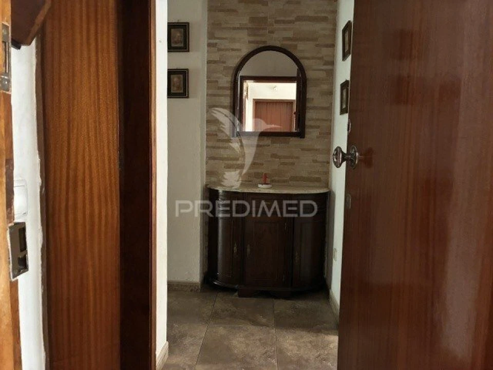 Apartamento T4 para Venda em Olhão Foto 1