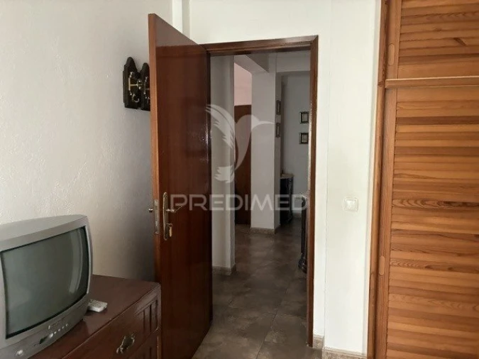 Apartamento T4 para Venda em Olhão Foto 8