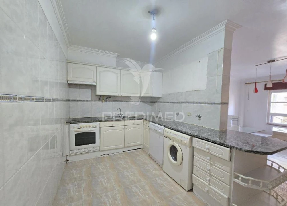 Apartamento T2 para Venda em Algueirão-Mem Martins Foto 6