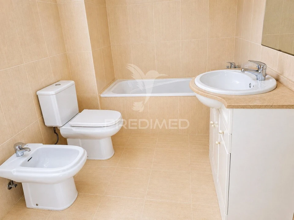 Apartamento T3 para Venda em Vila Verde e Barbudo Foto 31