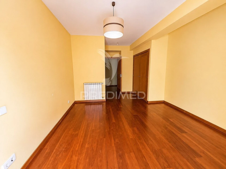 Apartamento T3 para Venda em Vila Verde e Barbudo Foto 24
