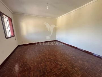 Moradia T3 para Venda em Cedrim e Paradela