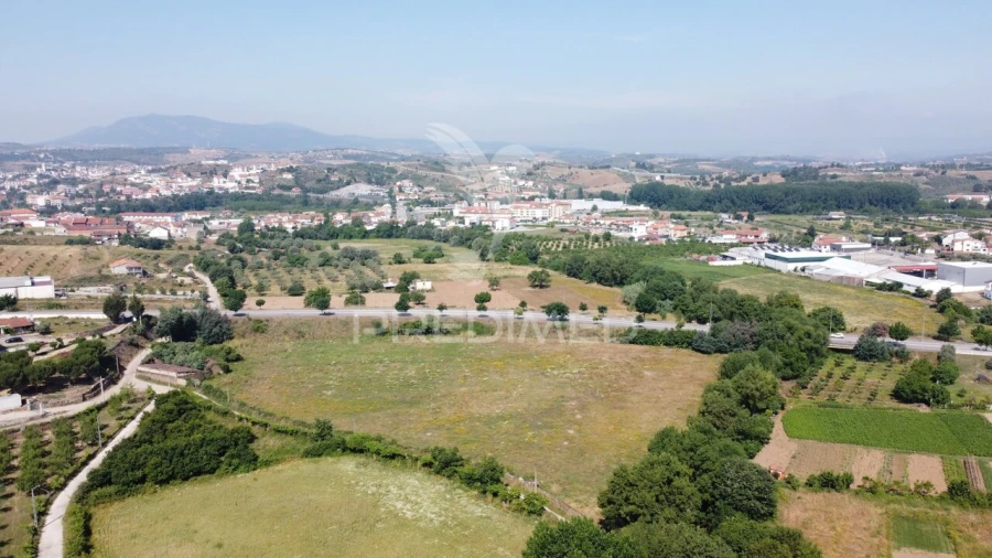 Terreno para Venda em Mirandela Foto 5