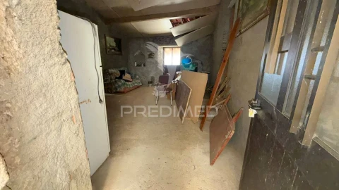 Moradia T4 para Venda em Ala e Vilarinho do Monte