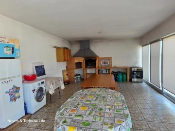Moradia T3 para Venda em Monte Redondo e Carreira
