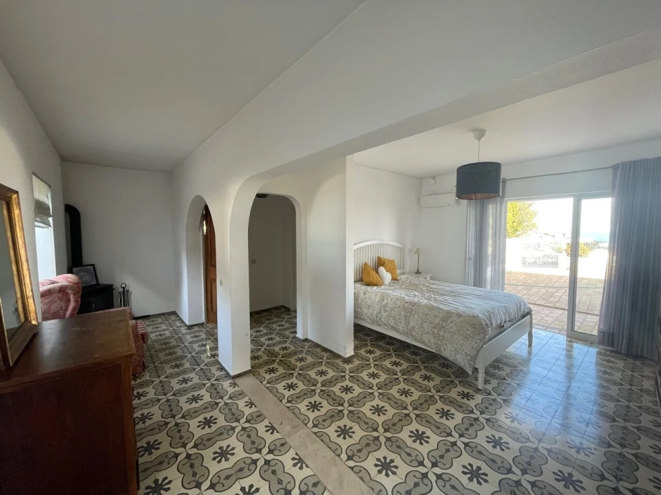 Moradia T6 para Venda em Albufeira e Olhos de Água Foto 15