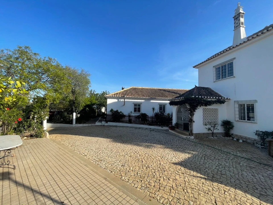Moradia T6 para Venda em Albufeira e Olhos de Água Foto 18