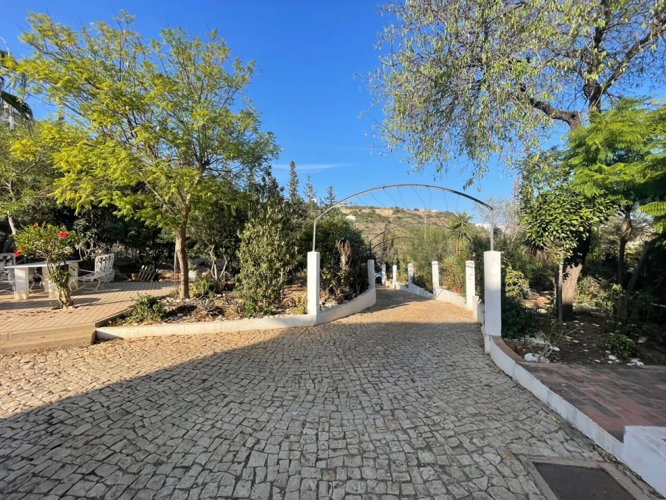 Moradia T6 para Venda em Albufeira e Olhos de Água Foto 21