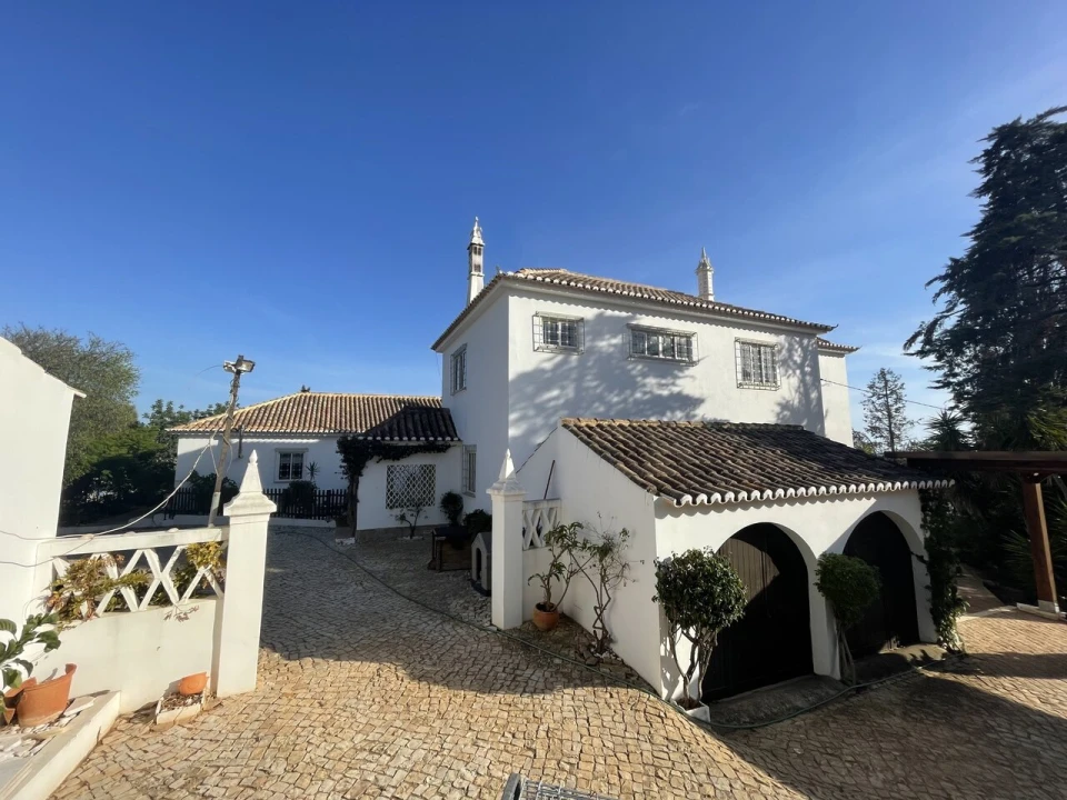 Moradia T6 para Venda em Albufeira e Olhos de Água Foto 31