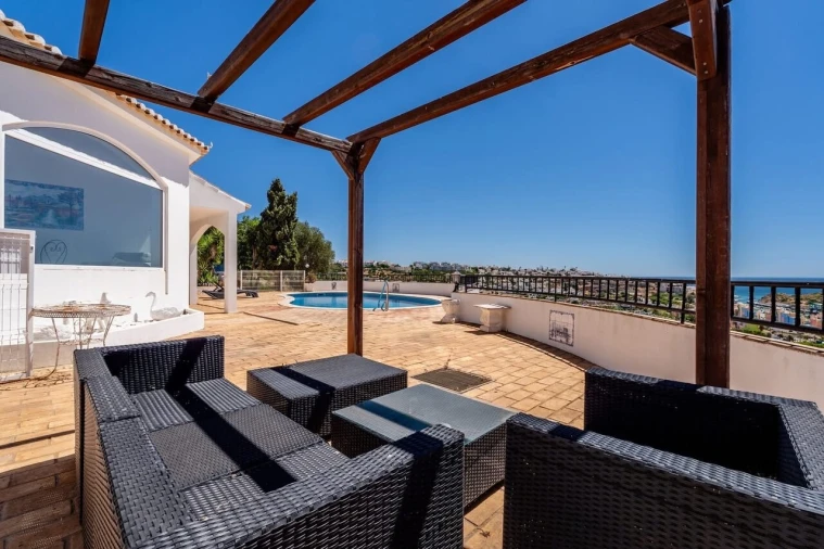 Moradia T6 para Venda em Albufeira e Olhos de Água Foto 28