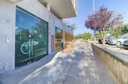 Loja para Venda em Tavira (Santa Maria e Santiago)