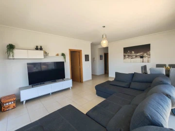 Apartamento T4 para Venda em Algoz e Tunes